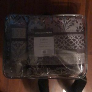 6 piece qween bedding